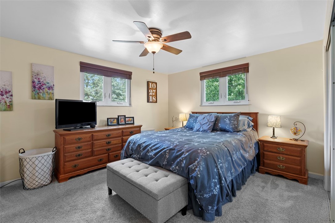 4 Cheryl Dr