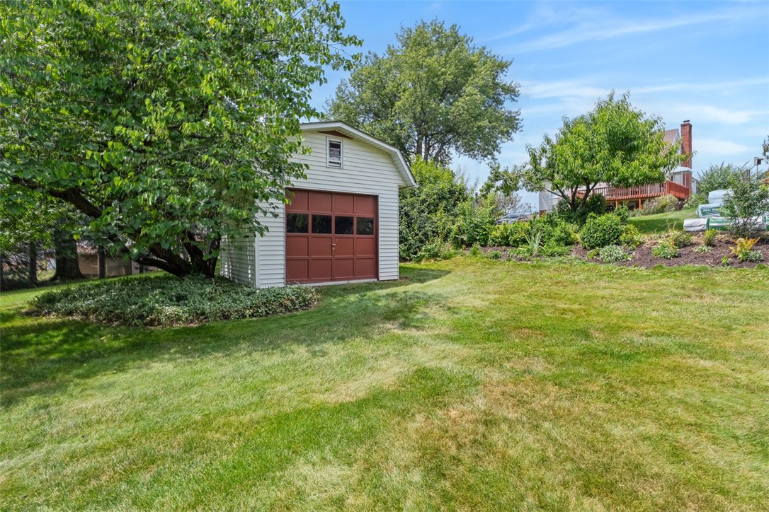 4 Cheryl Dr