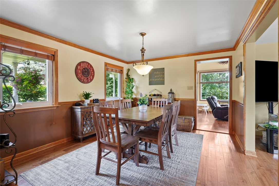 4 Cheryl Dr