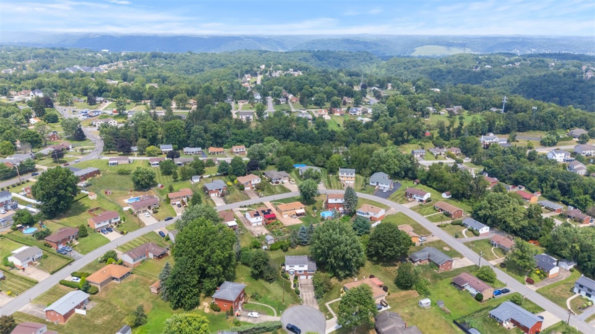 4 Cheryl Dr