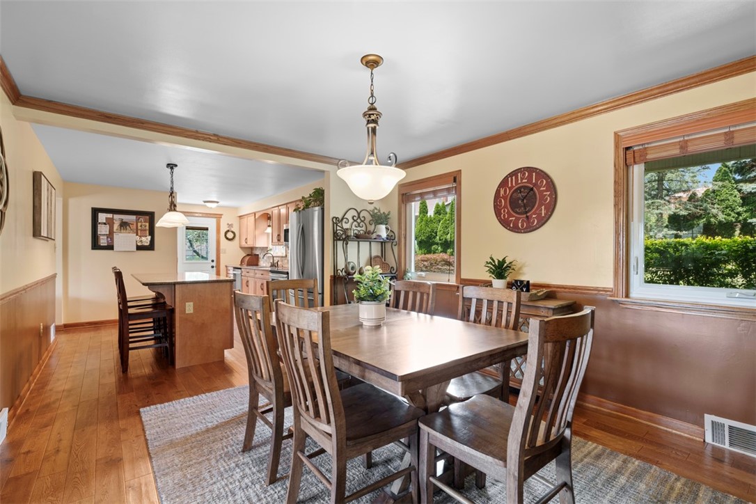 4 Cheryl Dr