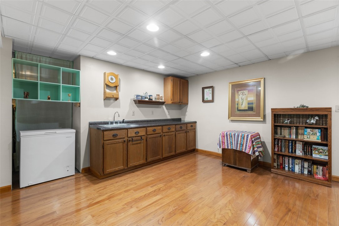 852 Sunset Cir