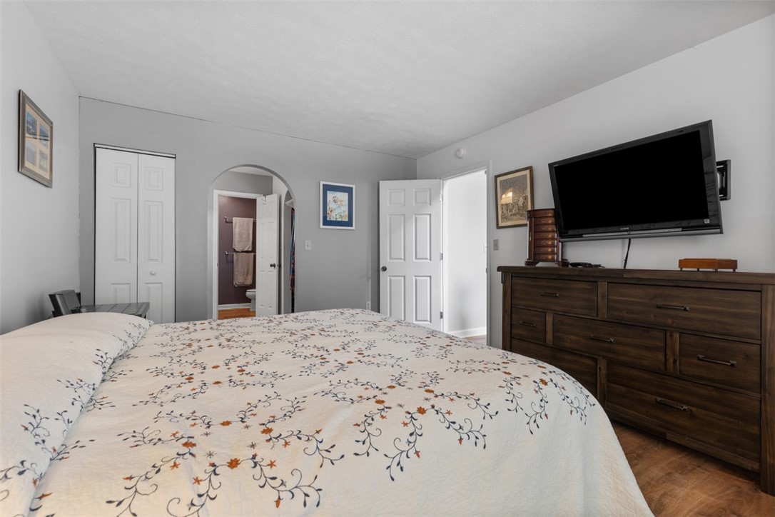 852 Sunset Cir