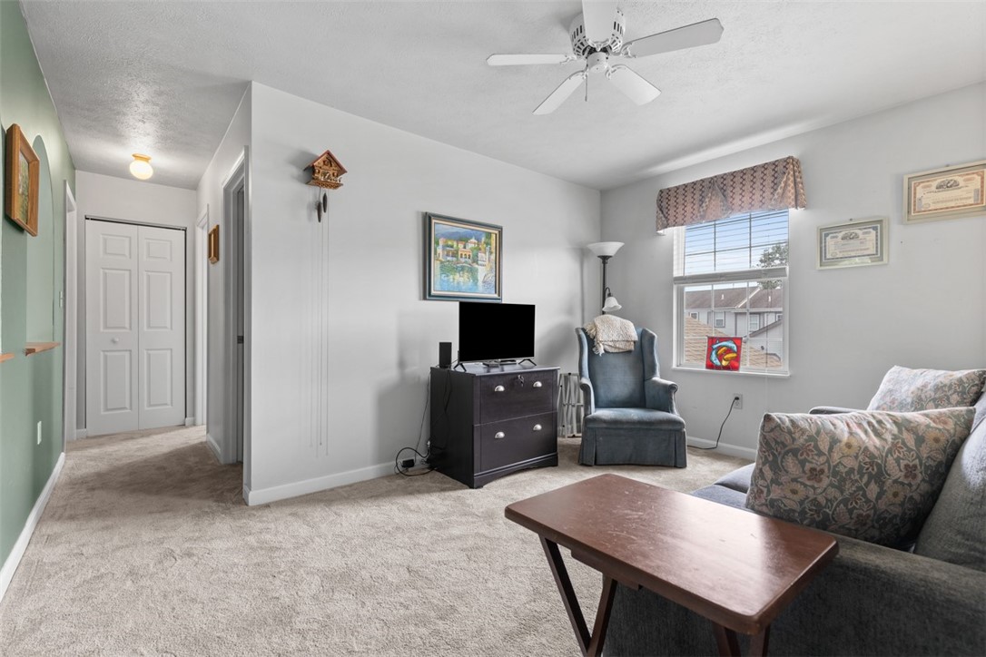 852 Sunset Cir
