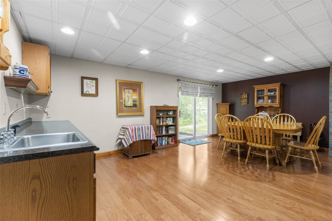 852 Sunset Cir