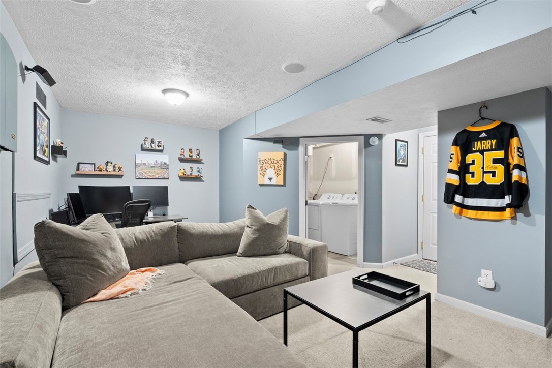 23 Castle View Dr