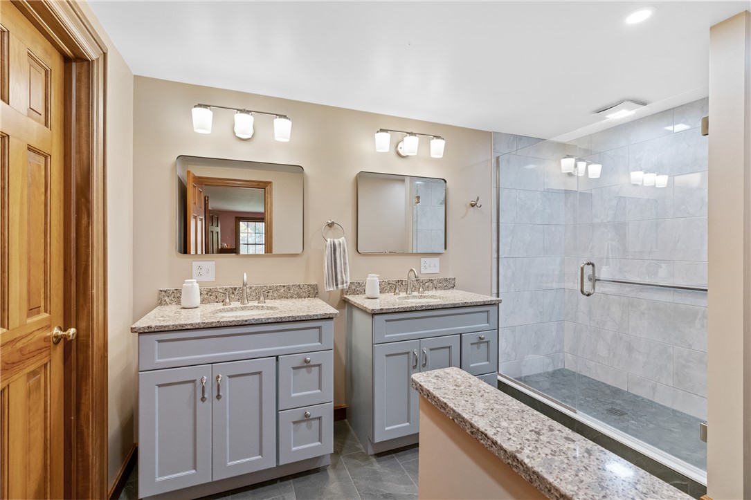 1725 Mount Jackson Rd