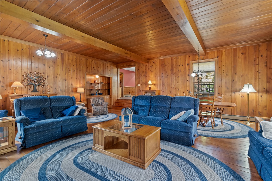 1725 Mount Jackson Rd