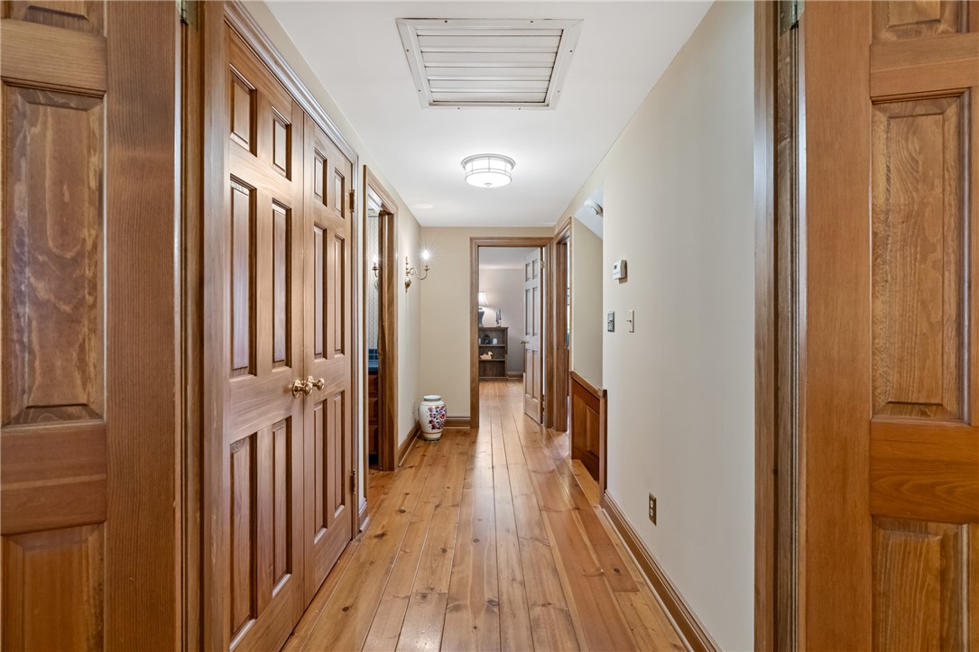 1725 Mount Jackson Rd