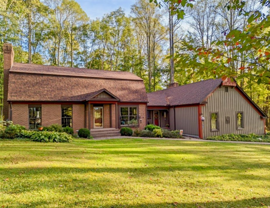 1725 Mount Jackson Rd