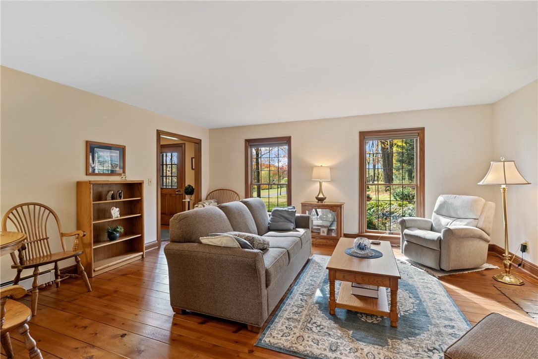 1725 Mount Jackson Rd