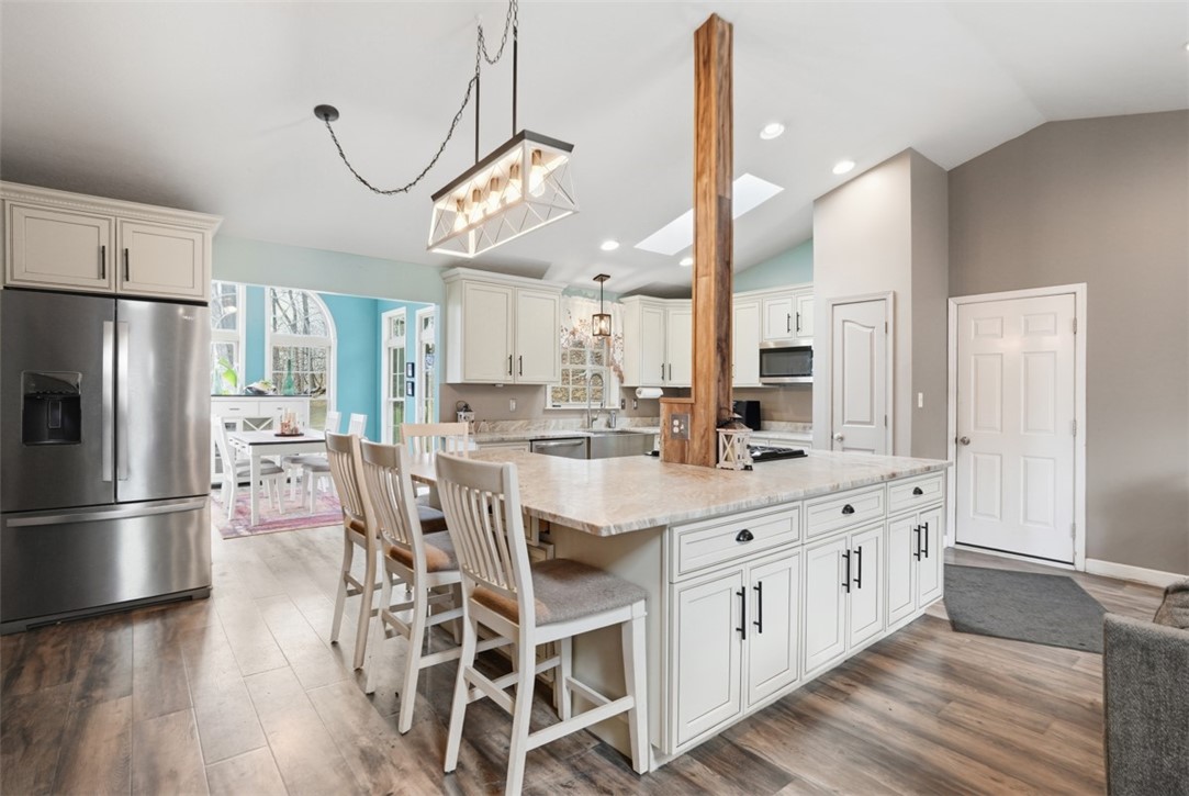 587 Kimble Dr