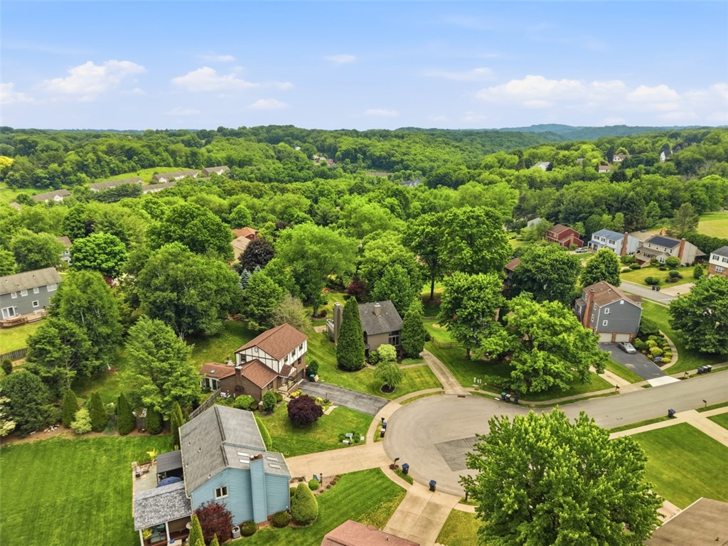 505 Knoll Ct
