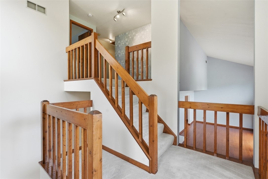 505 Knoll Ct