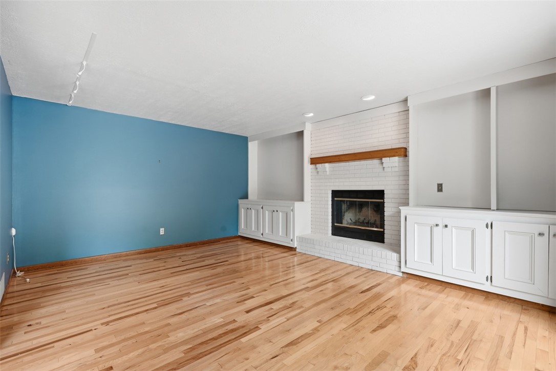 505 Knoll Ct