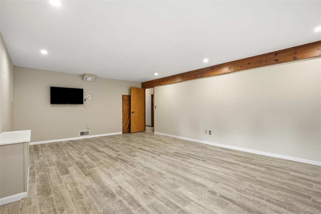 505 Knoll Ct