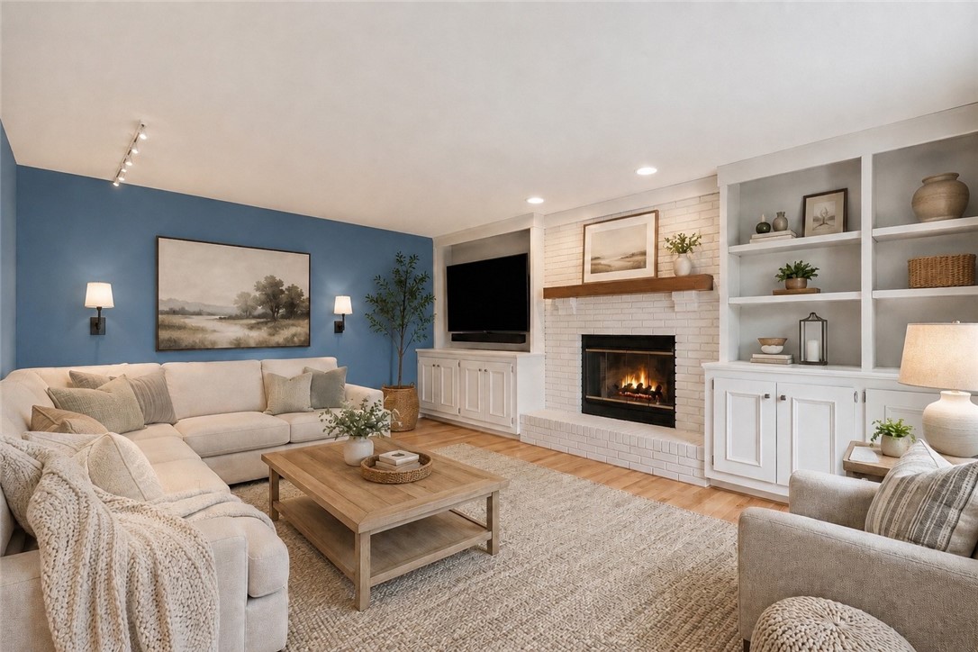 505 Knoll Ct