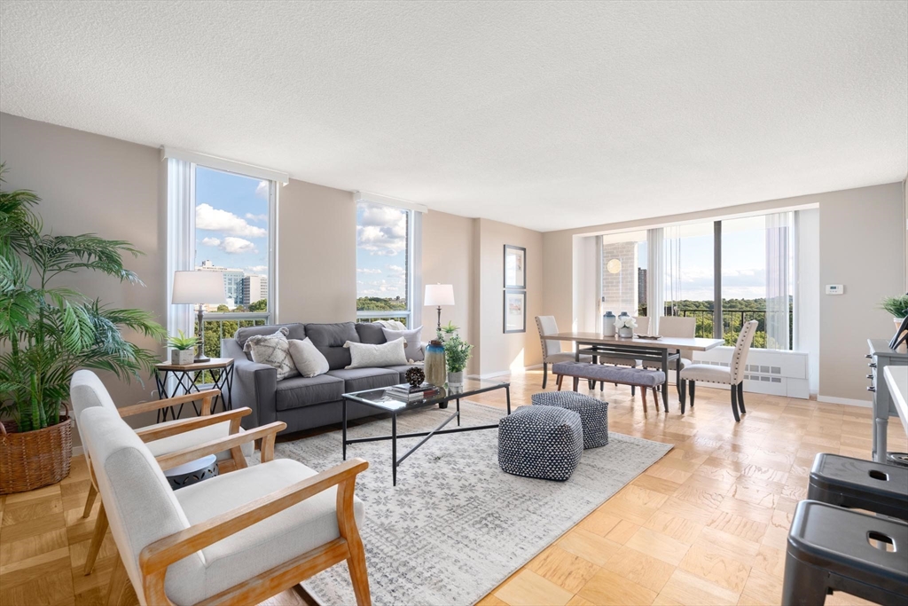 77 Pond Ave # 1202