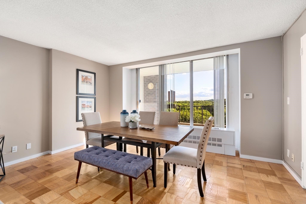 77 Pond Ave # 1202