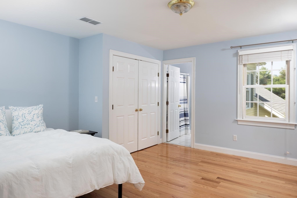 22 Forest Hill Rd