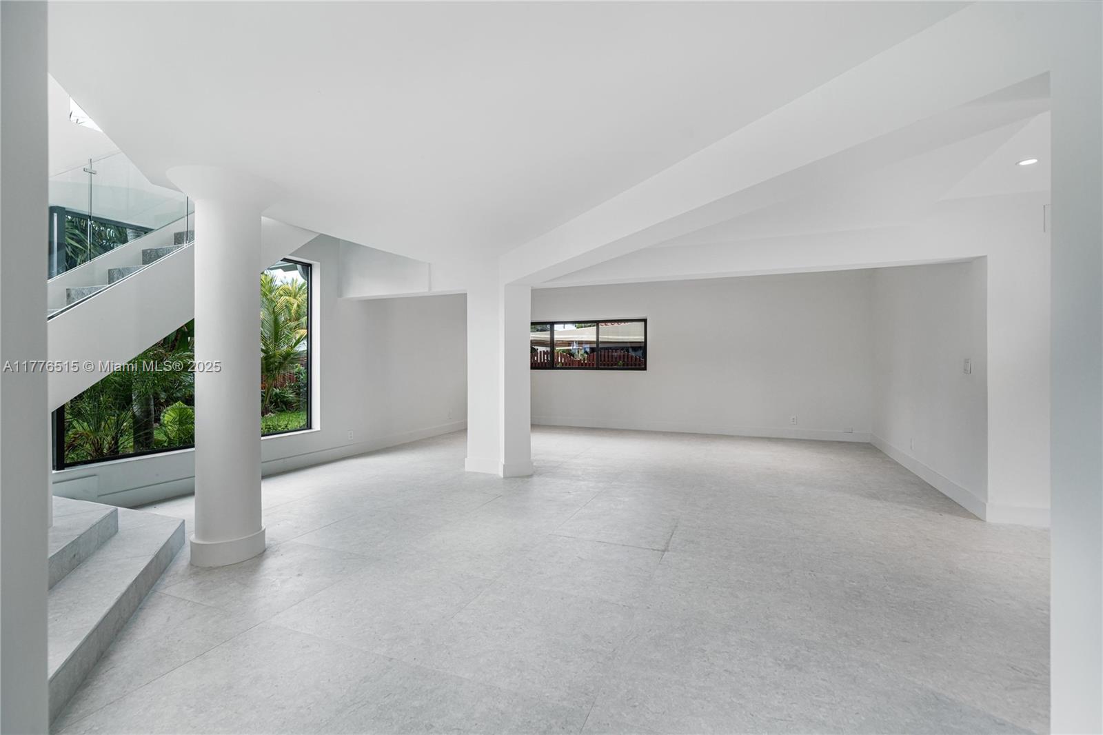 3321 NE 16th Pl