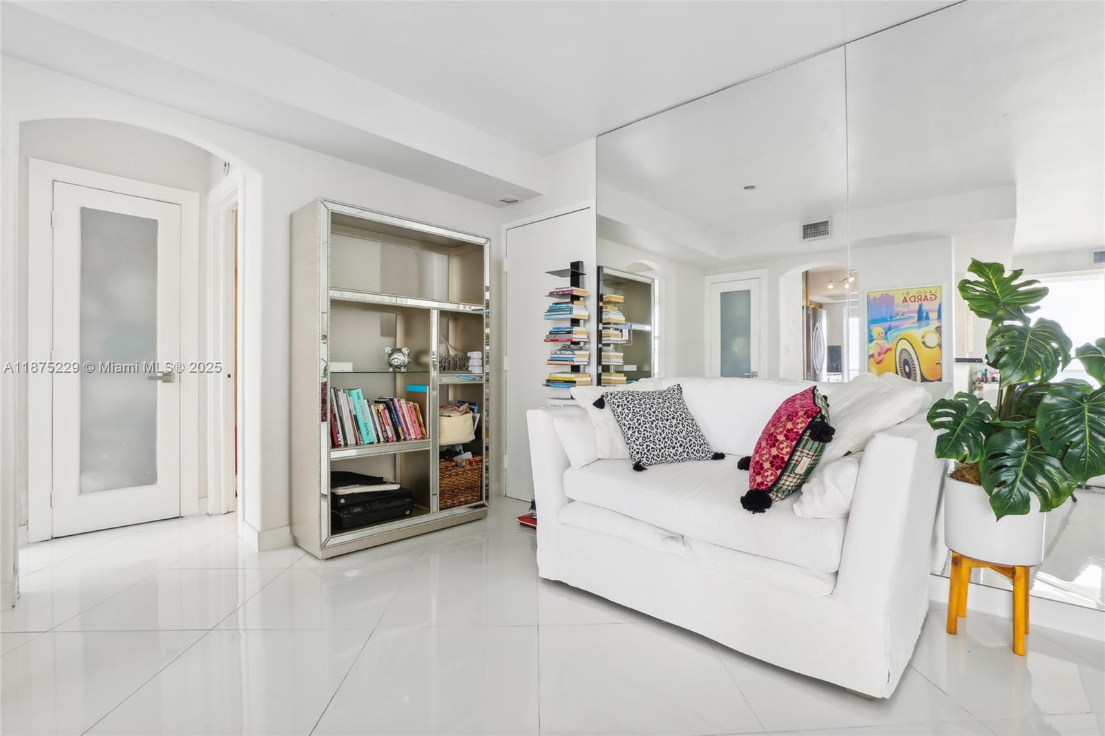 2701 N Ocean Blvd # 10C