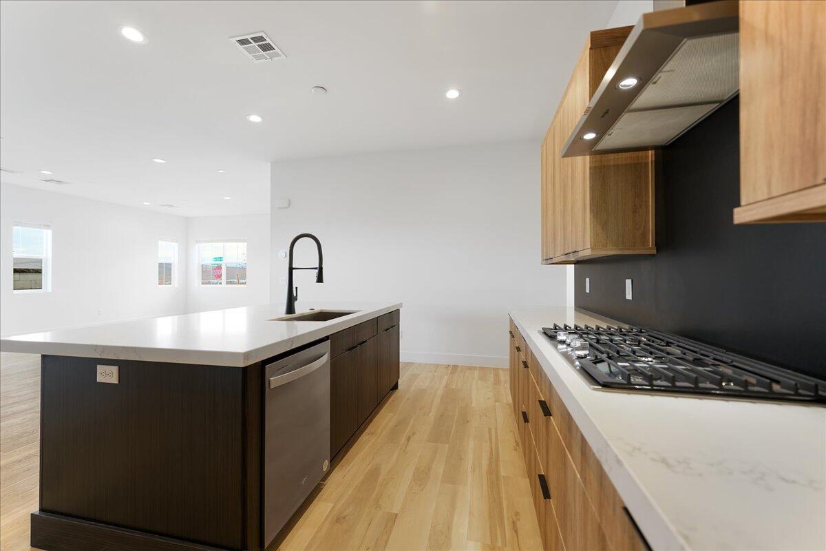 5762 S Alder Grove DR