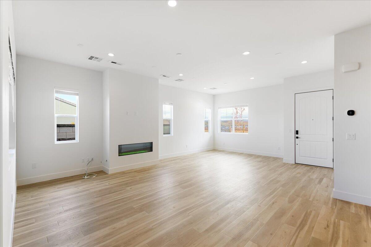 5762 S Alder Grove DR