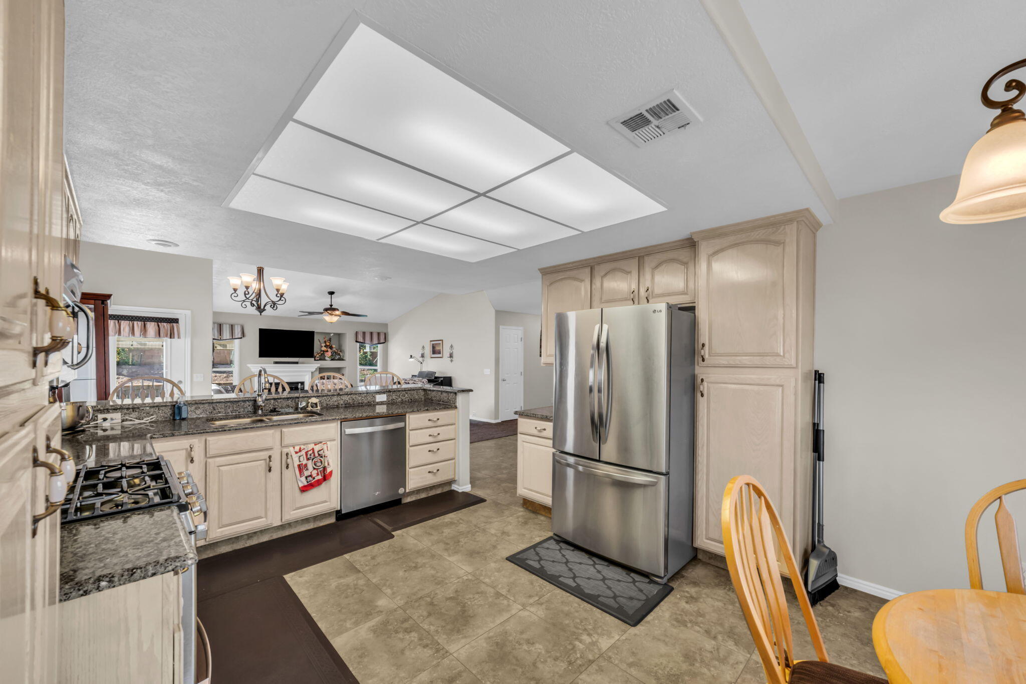 1825 W Mathis Park Place Unit: #8