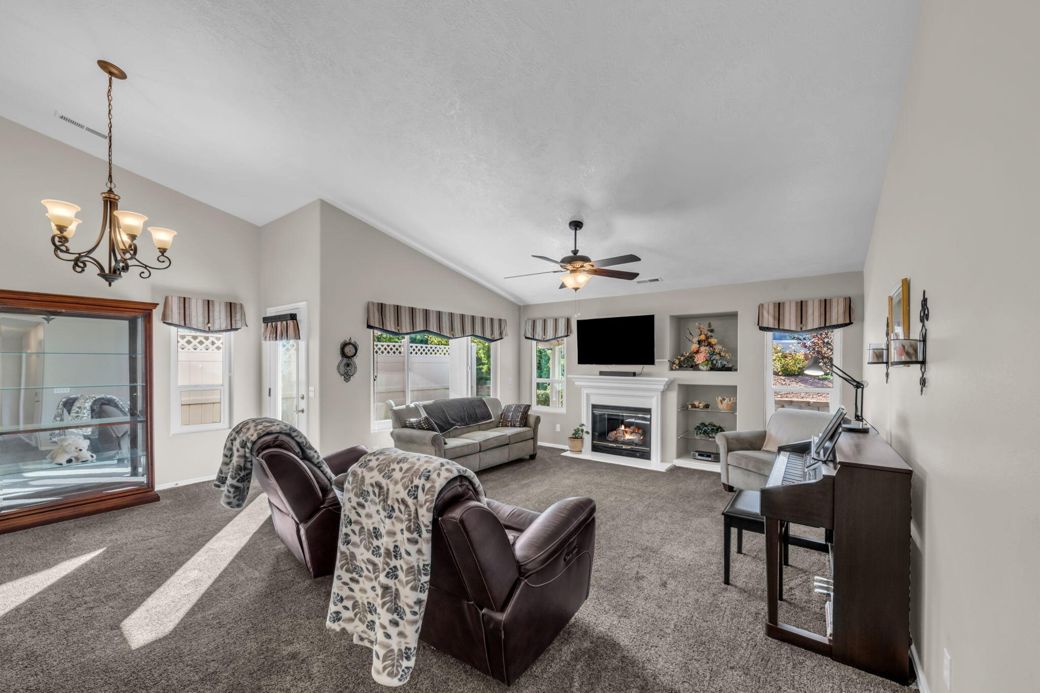 1825 W Mathis Park Place Unit: #8