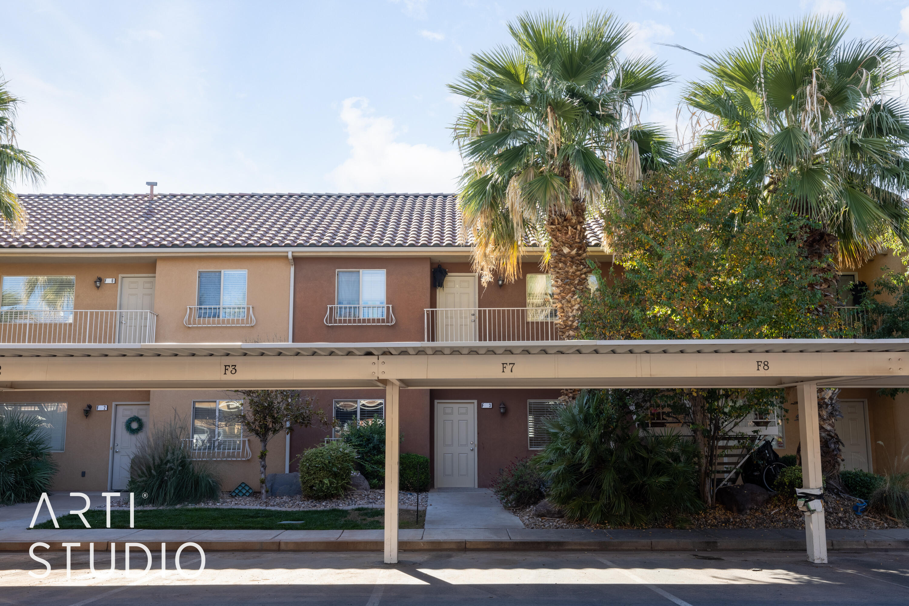 700 N Main ST Unit: #F3