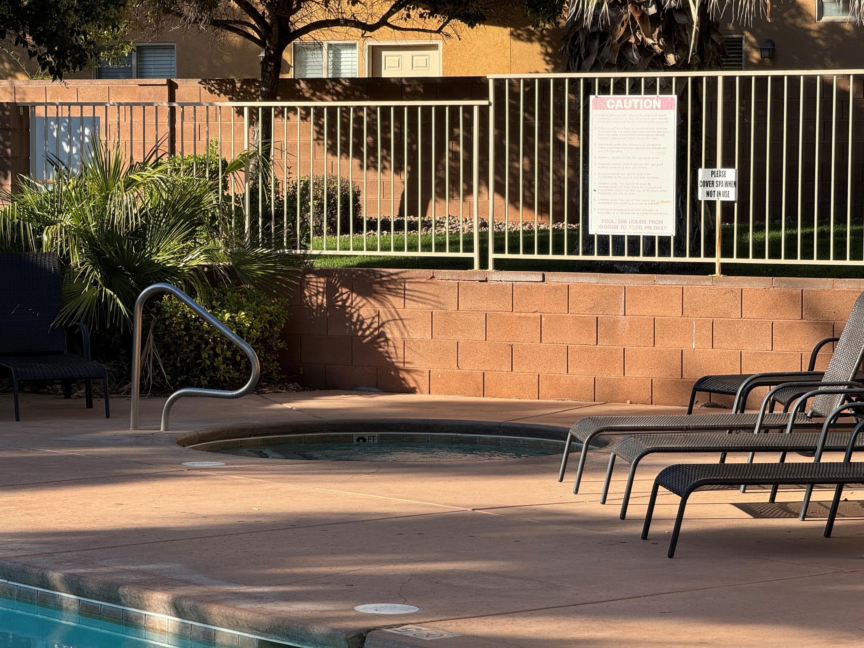 700 N Main ST Unit: #F3