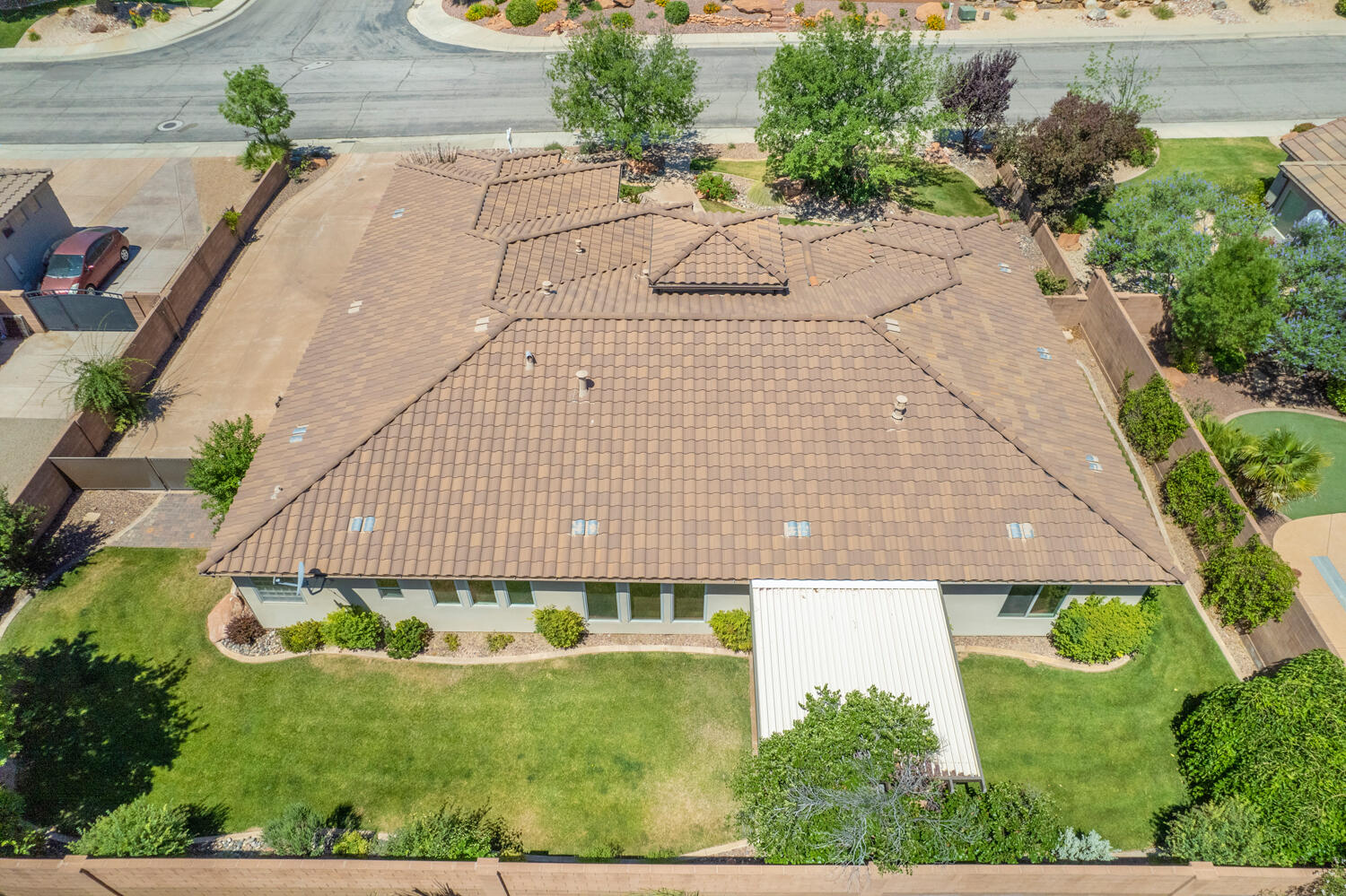 1844 N Wellington ST