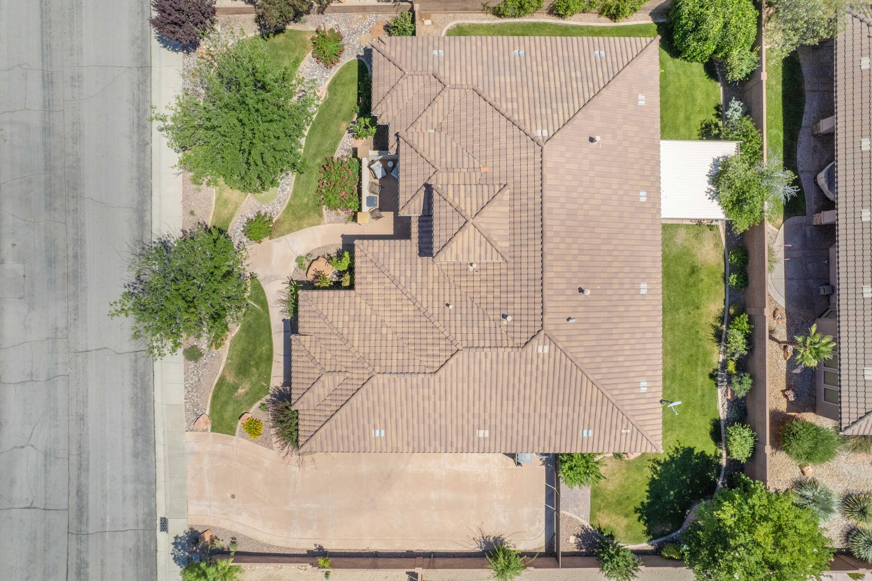 1844 N Wellington ST