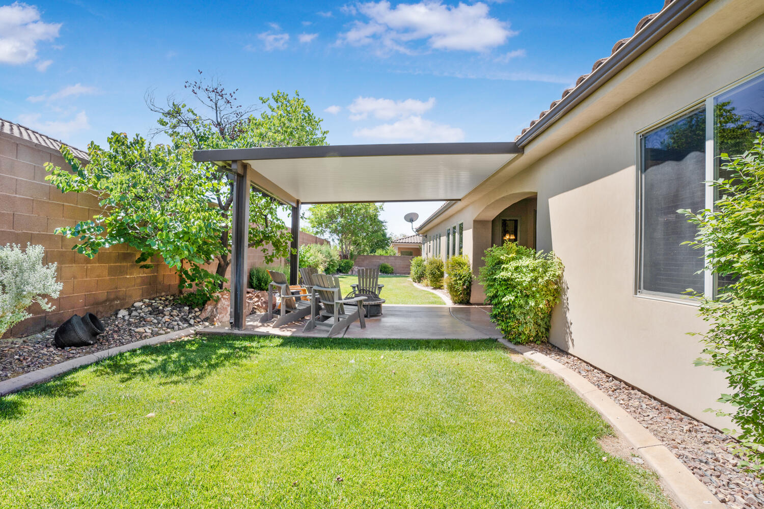 1844 N Wellington ST