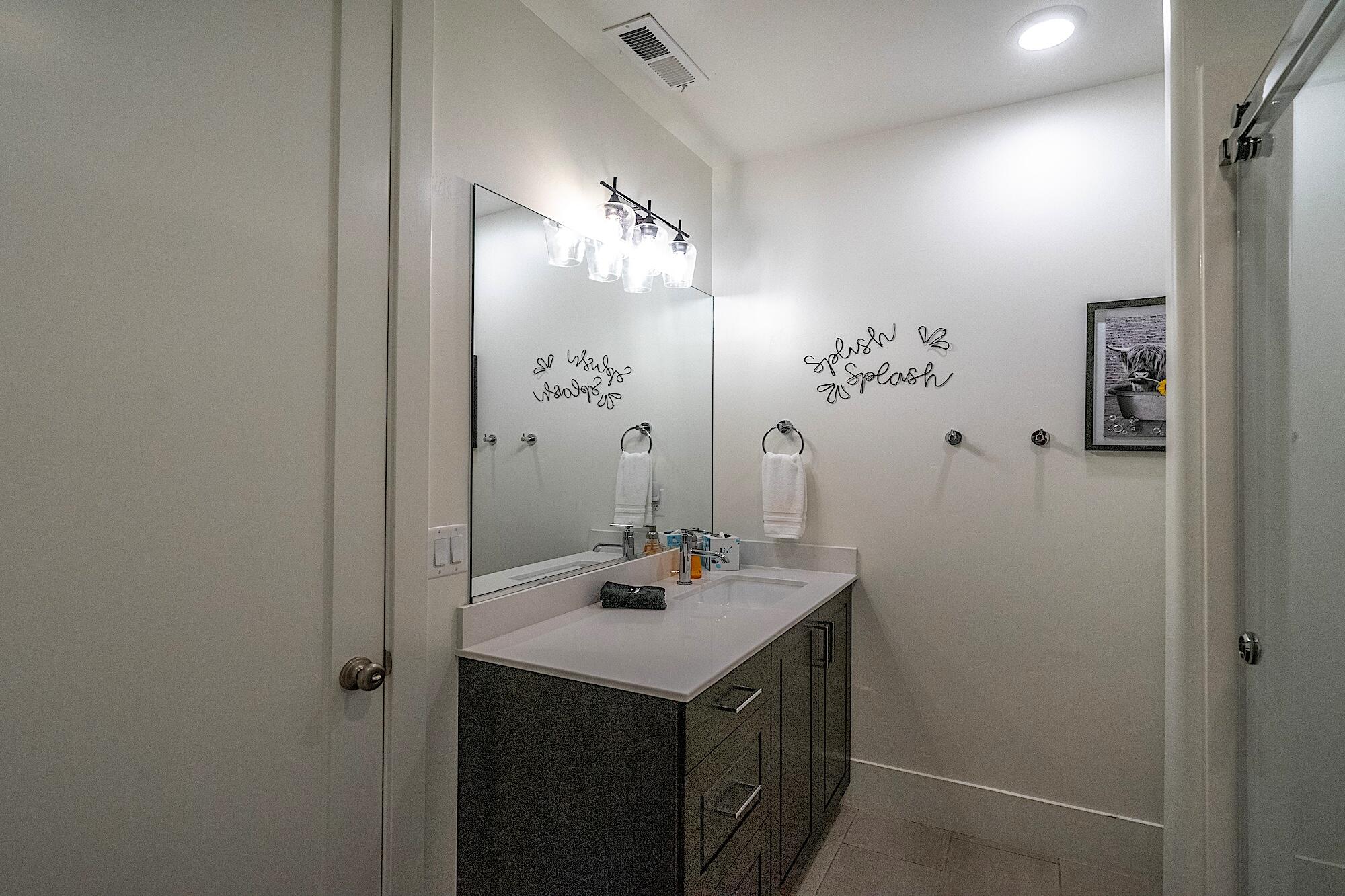 3080 S BLOOMINGTON DRIVE E Unit: #B4