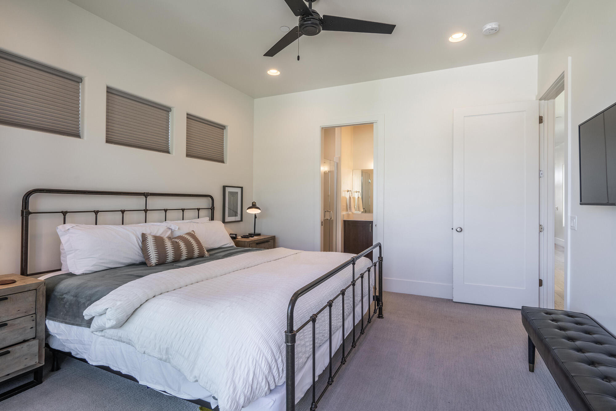 3080 S BLOOMINGTON DRIVE E Unit: #B4