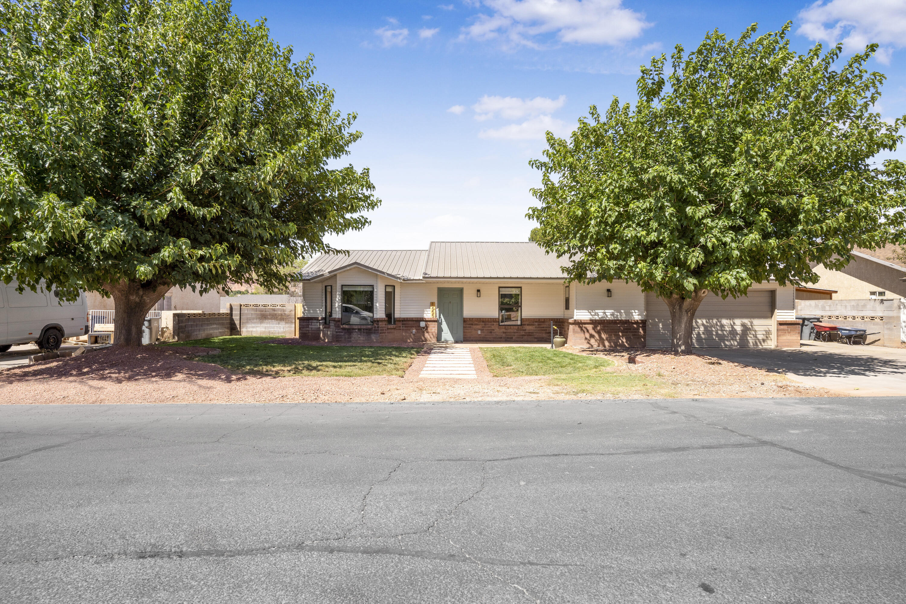 1655 Maplewood Way