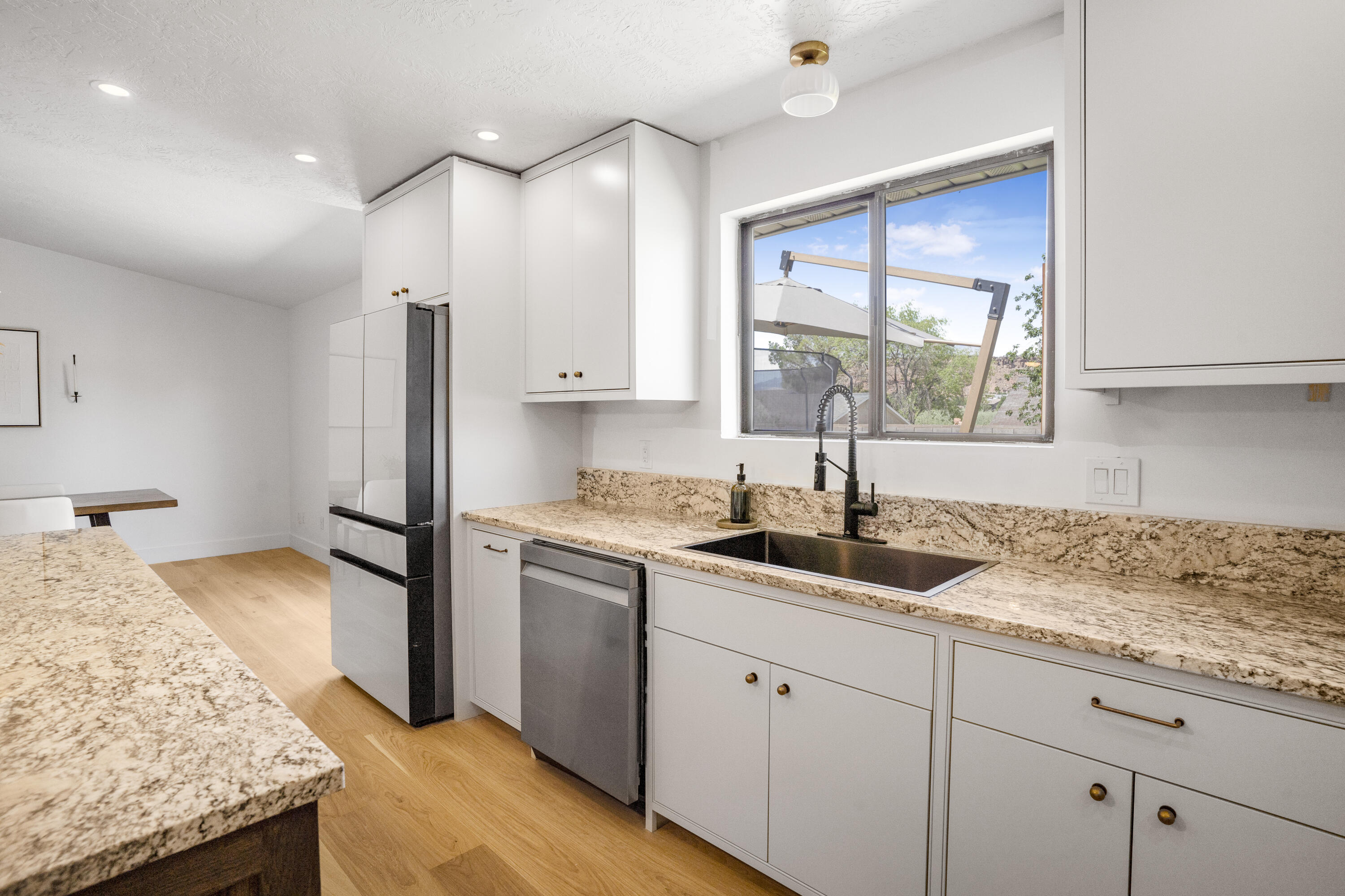 1655 Maplewood Way