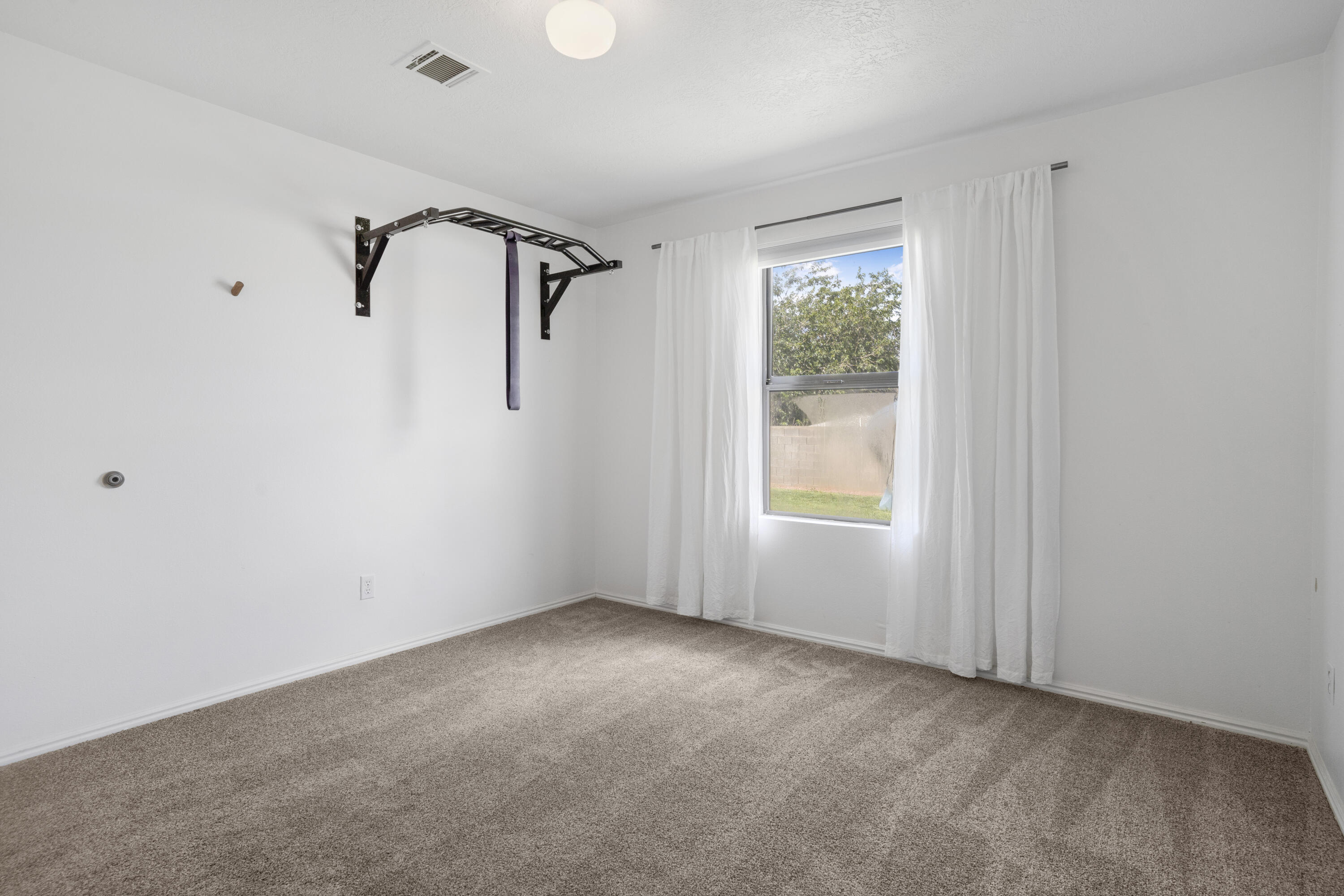 1655 Maplewood Way