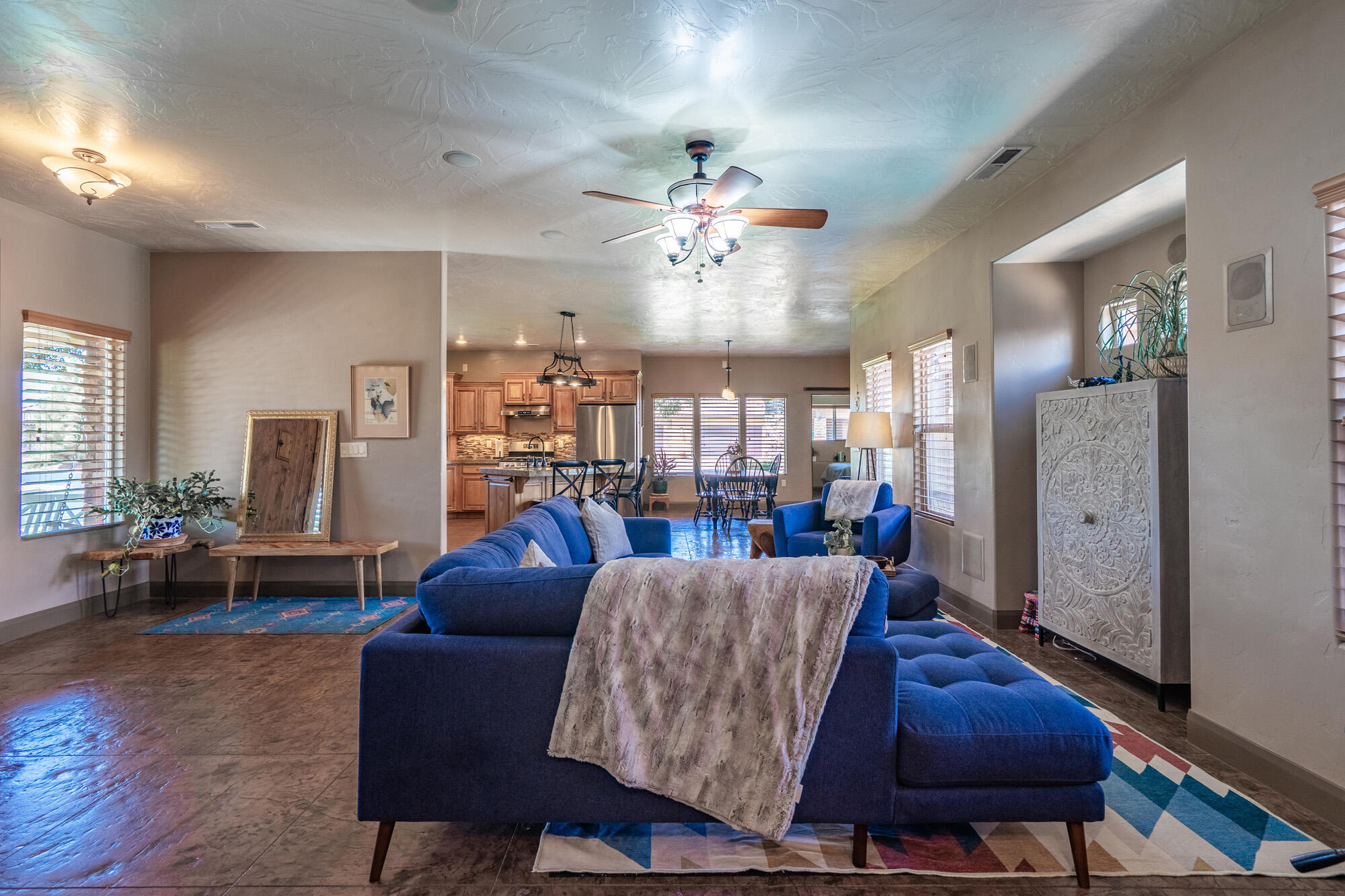 3721 Brade LN