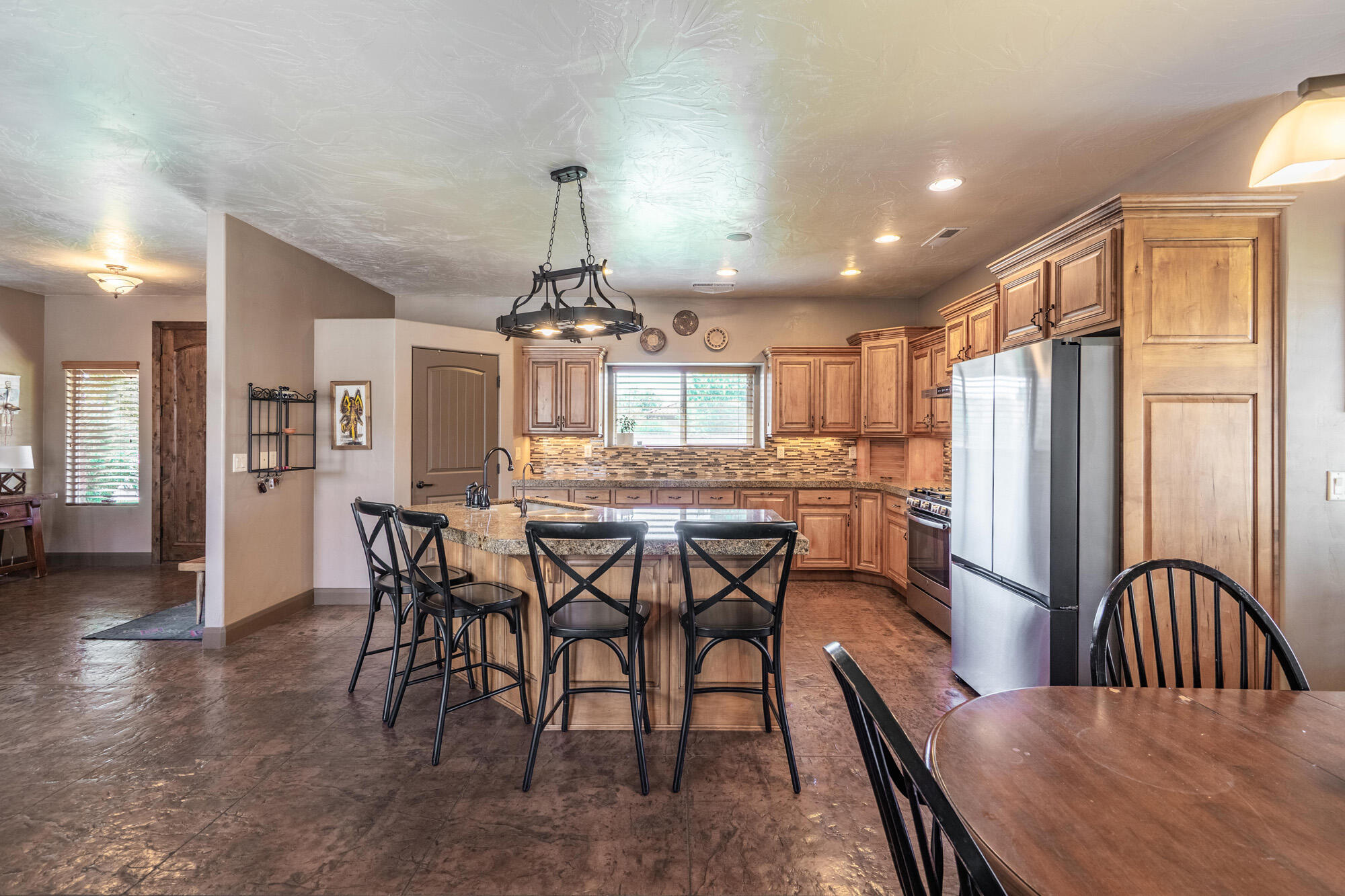 3721 Brade LN
