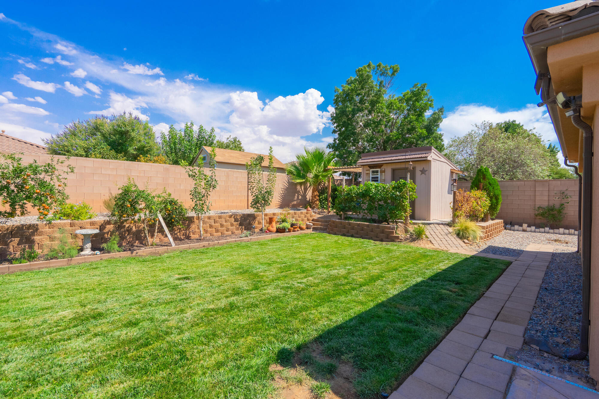 3721 Brade LN