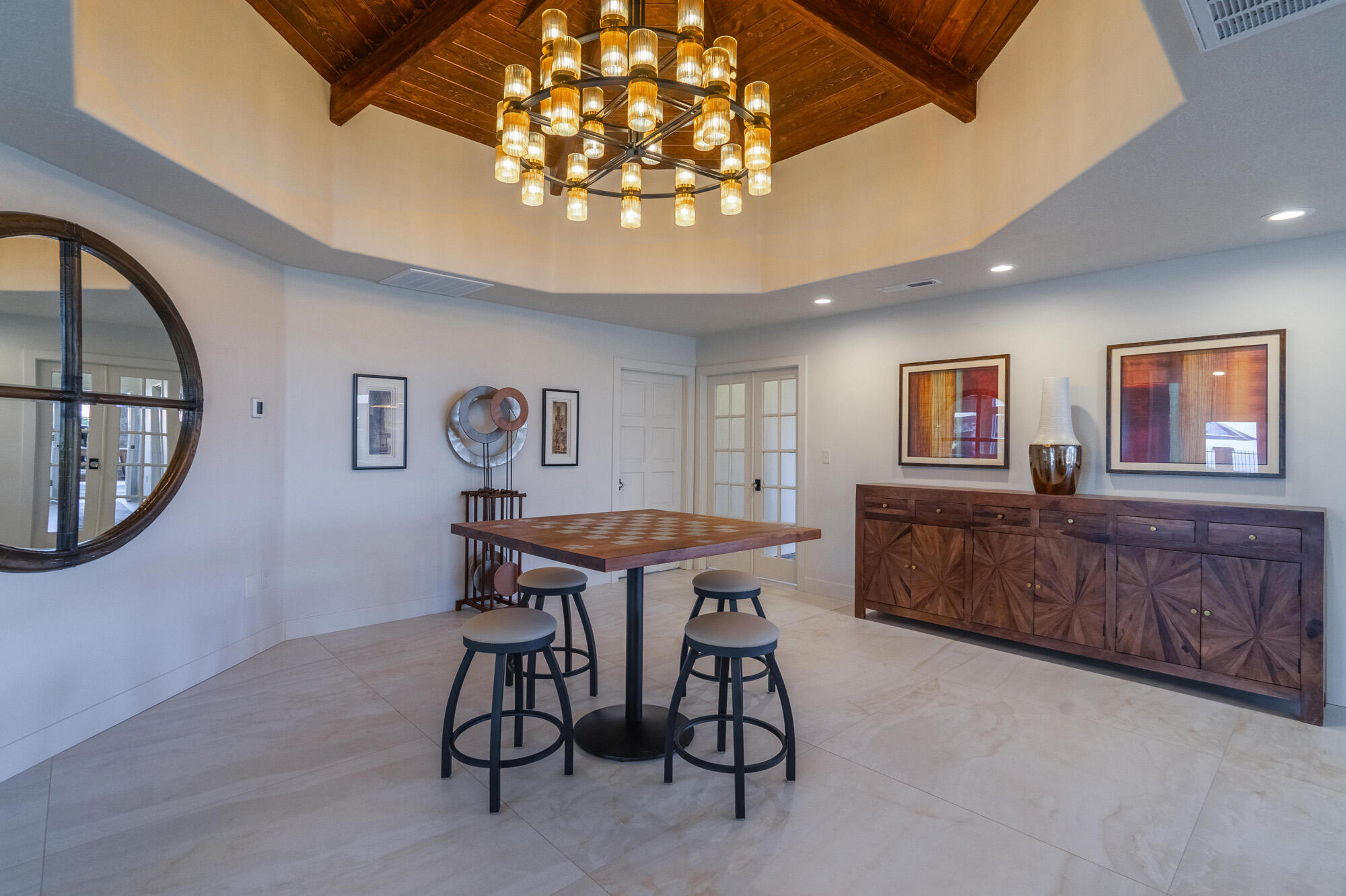 1297 W LIONS HEAD DR