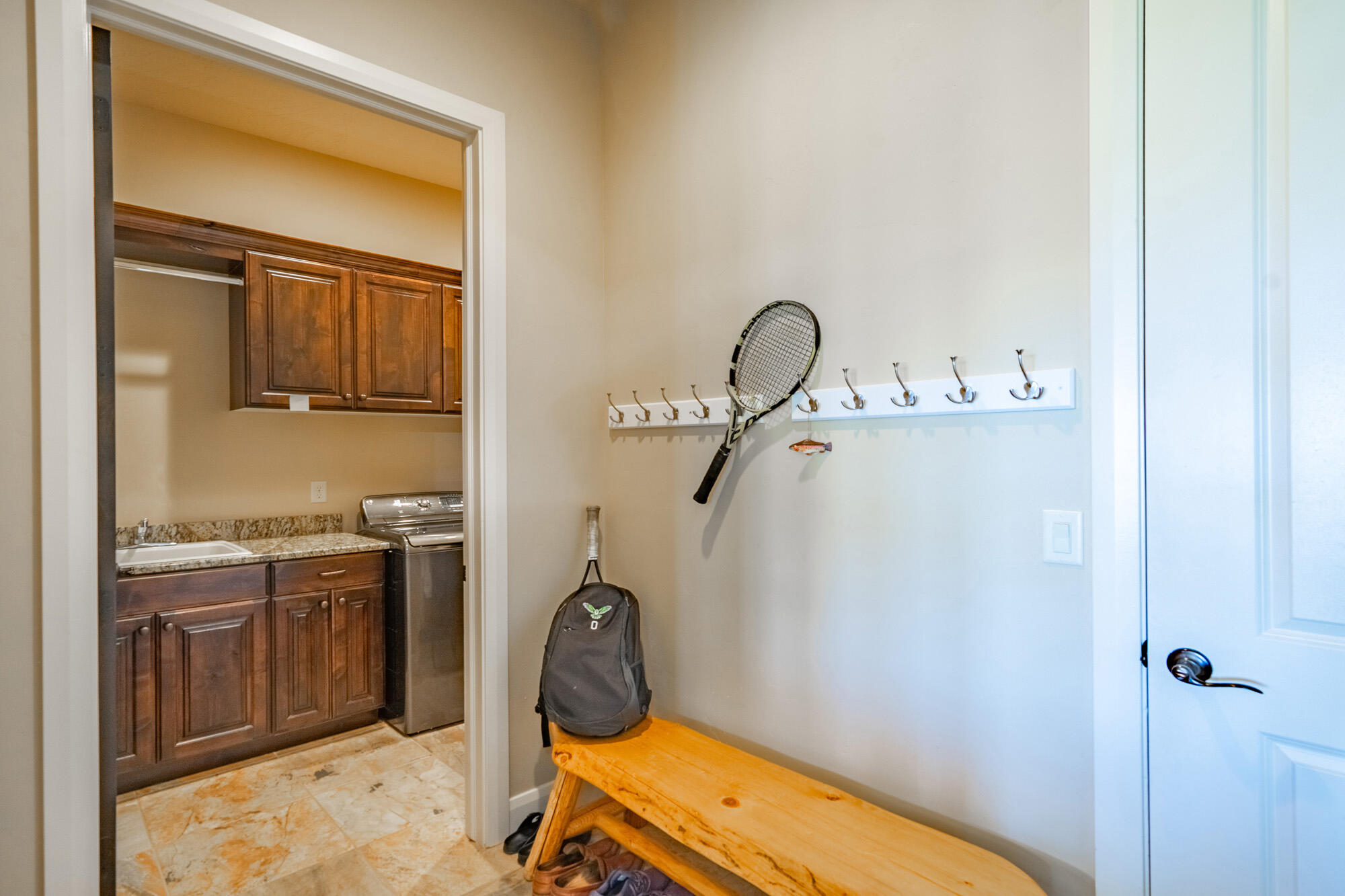 4976 N MESQUITE DR