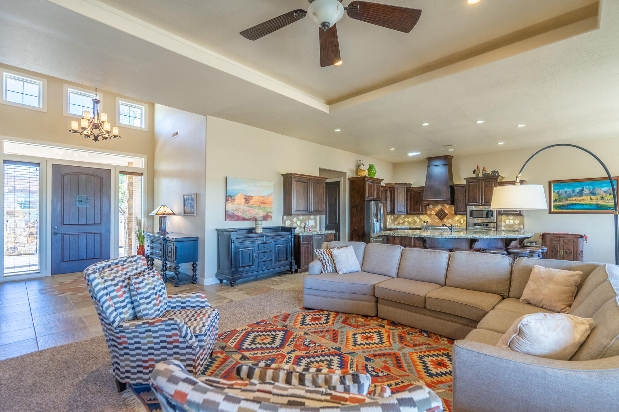 4976 N MESQUITE DR
