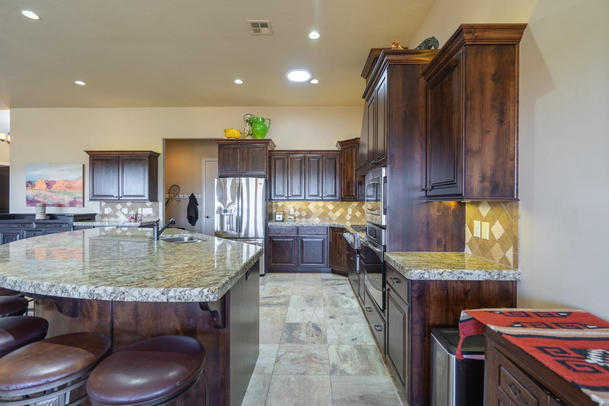 4976 N MESQUITE DR