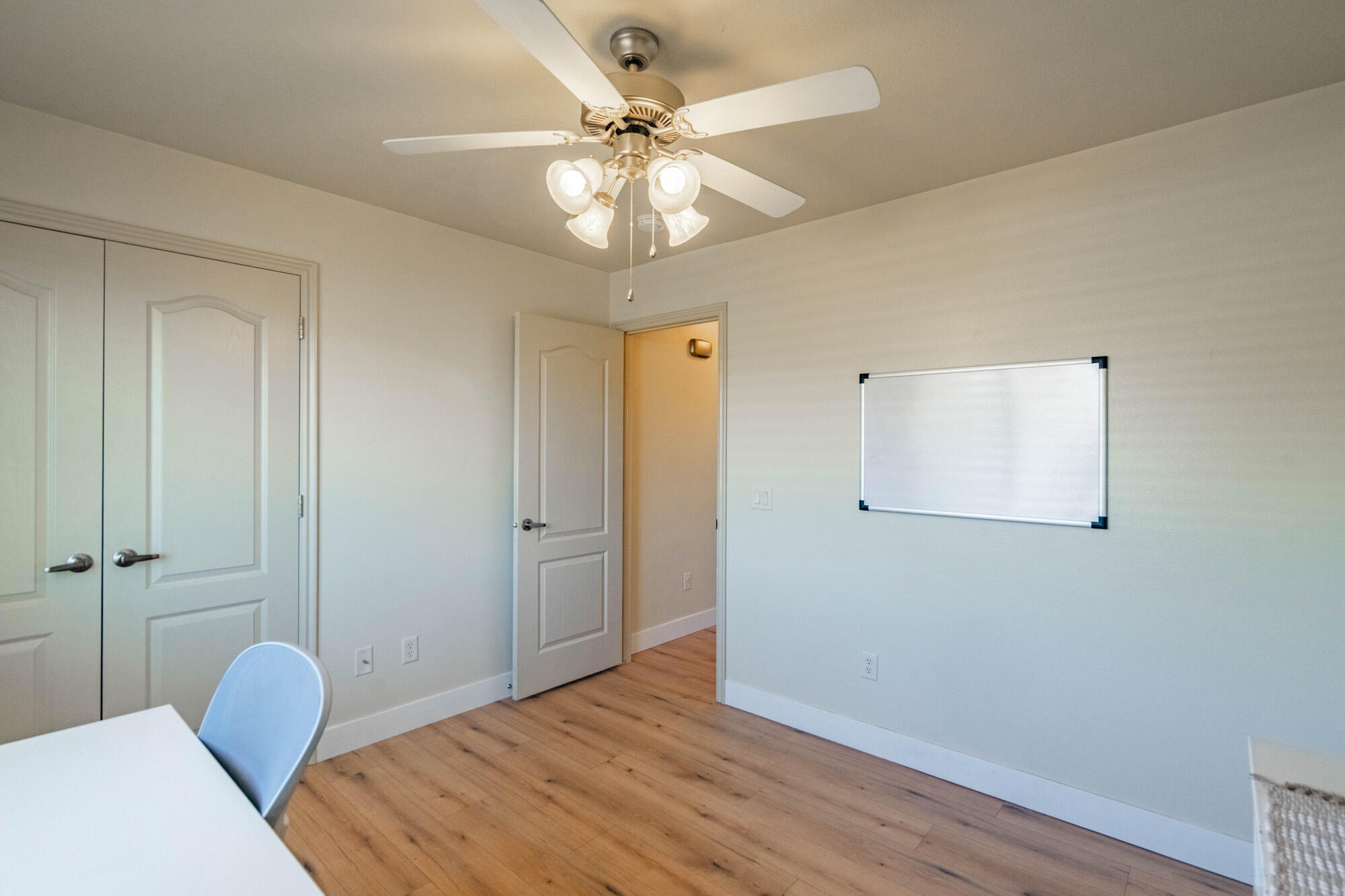 2185 W 1710 N