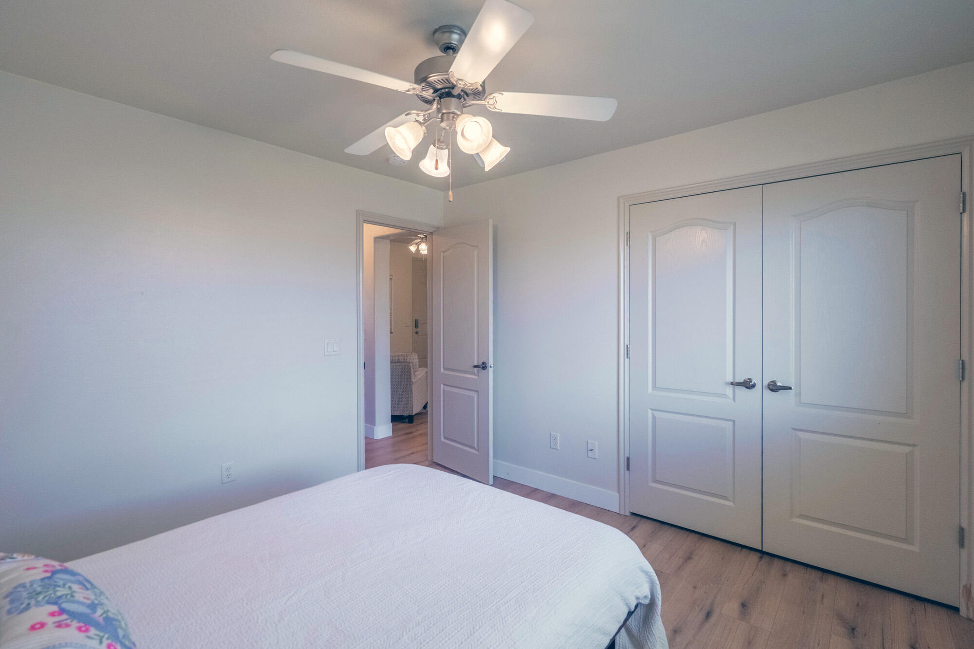 2185 W 1710 N