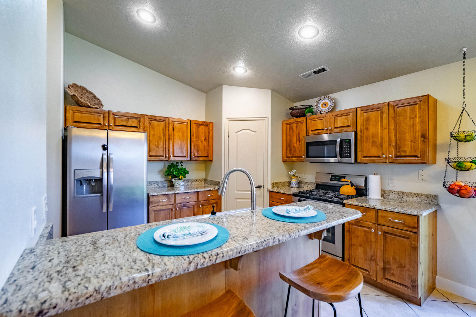 2185 W 1710 N